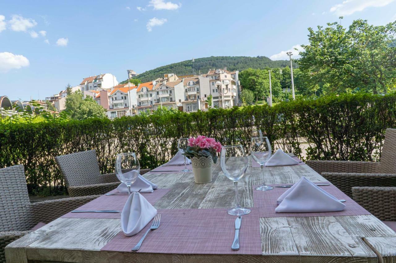 Grand Hotel Shumen Dış mekan fotoğraf